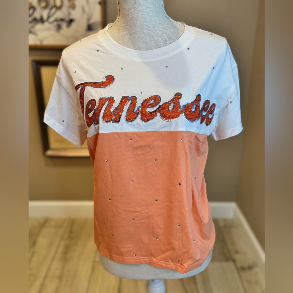 New! QUEEN OF SPARKLES Licensed Tennessee Pastel Two-Tone Rhinestone Tee